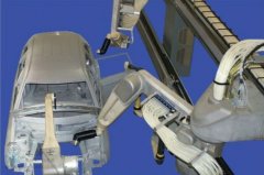 發(fā)那科機(jī)器人智能噴涂系統(tǒng)助力中國新能源汽車